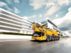 Liebherr Kran in voller Fahrt | Titelbild der Kundenreferenz "Optimierte Vertriebs- & Serviceprozesse" bei Liebherr